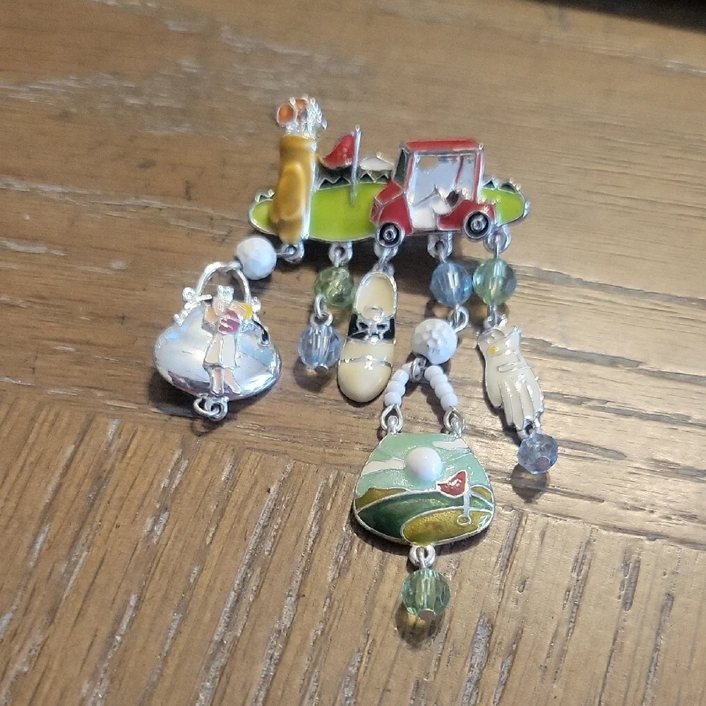 Golf-Themed Womens brooch